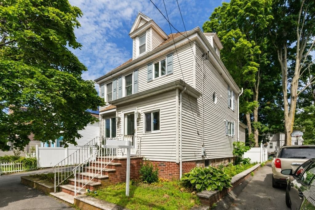 11 Jackson St