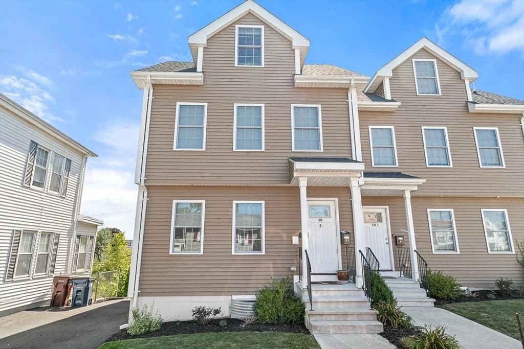 3 Burnham St