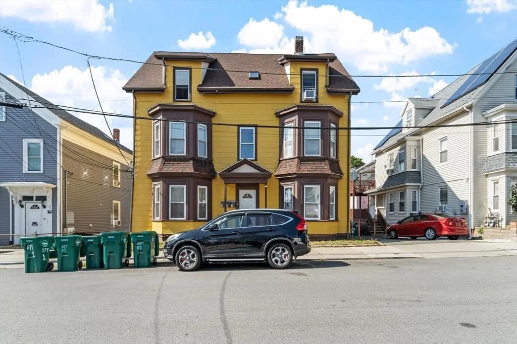 107 Hollingsworth St