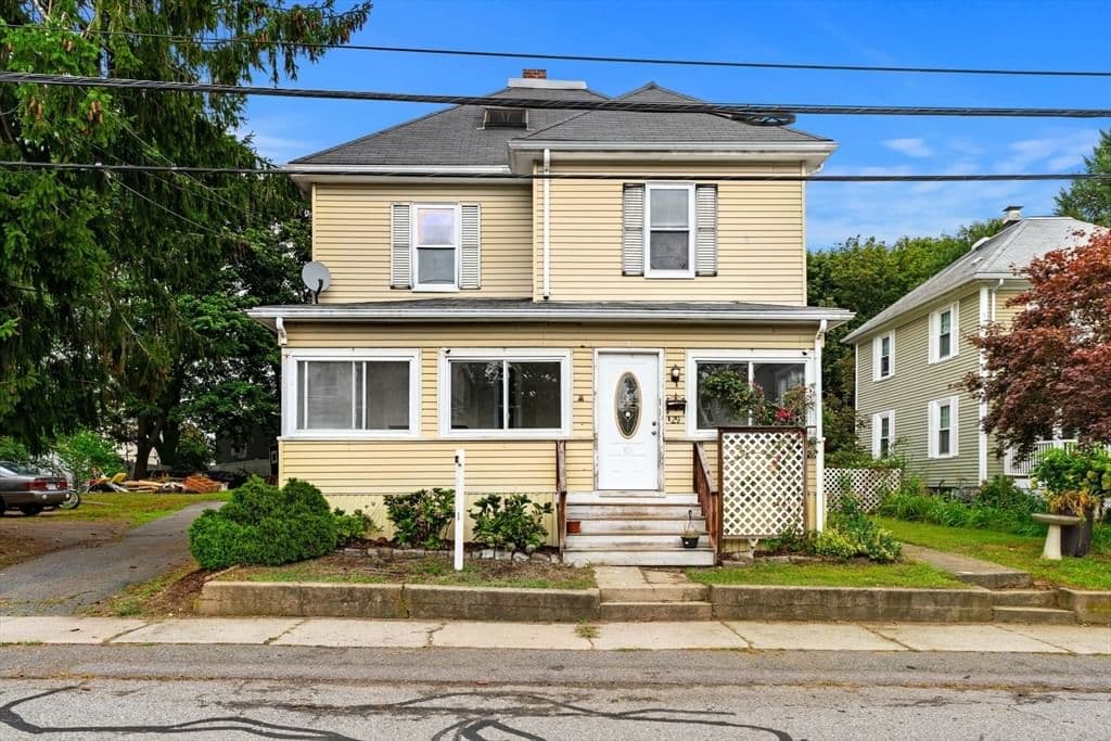 29 Eastern Ave