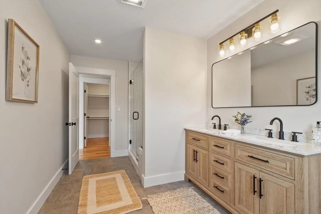 Thumbnail 34