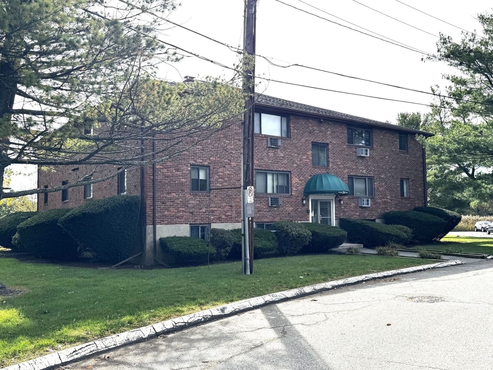 36 Bayview Ter