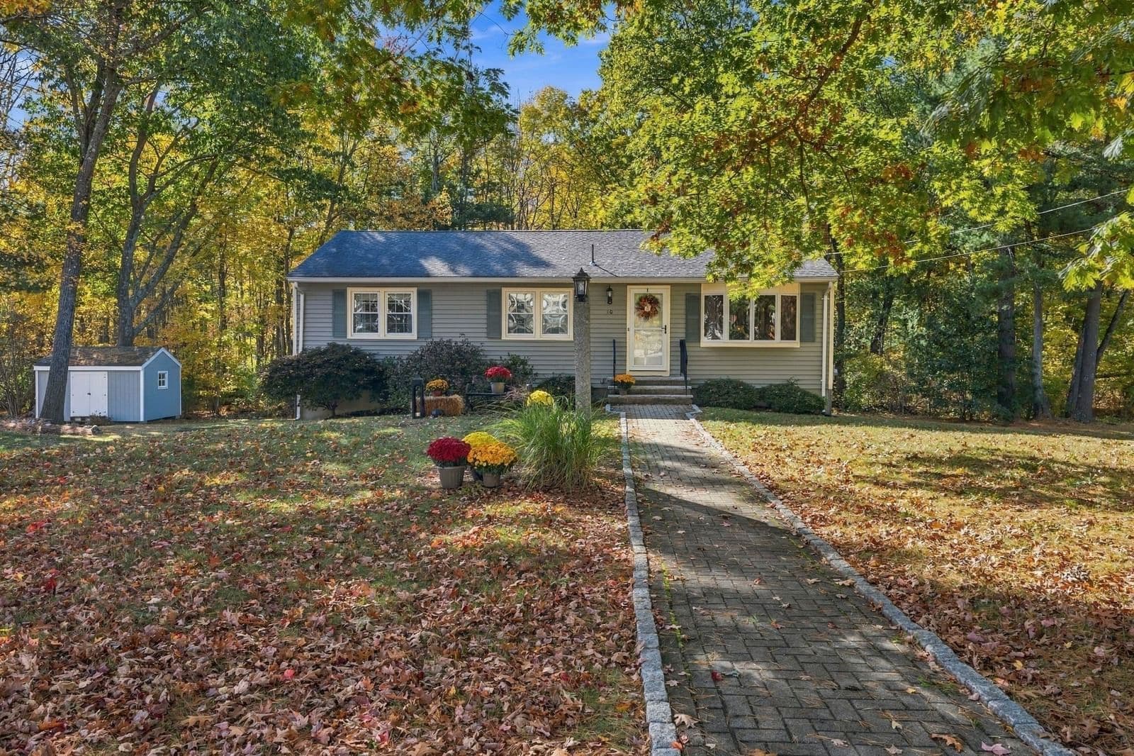 10 Overbrook Rd
