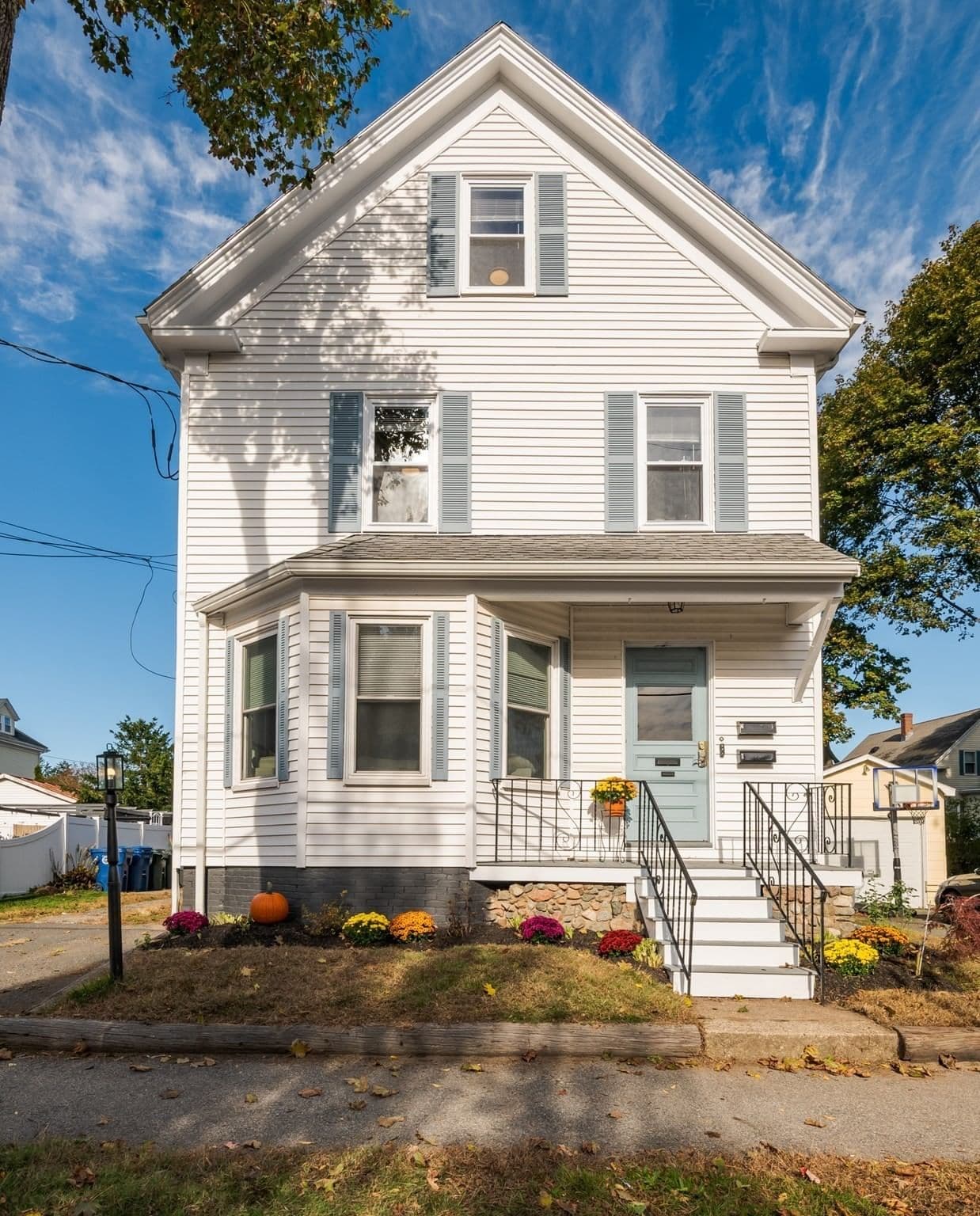 6 Trask St