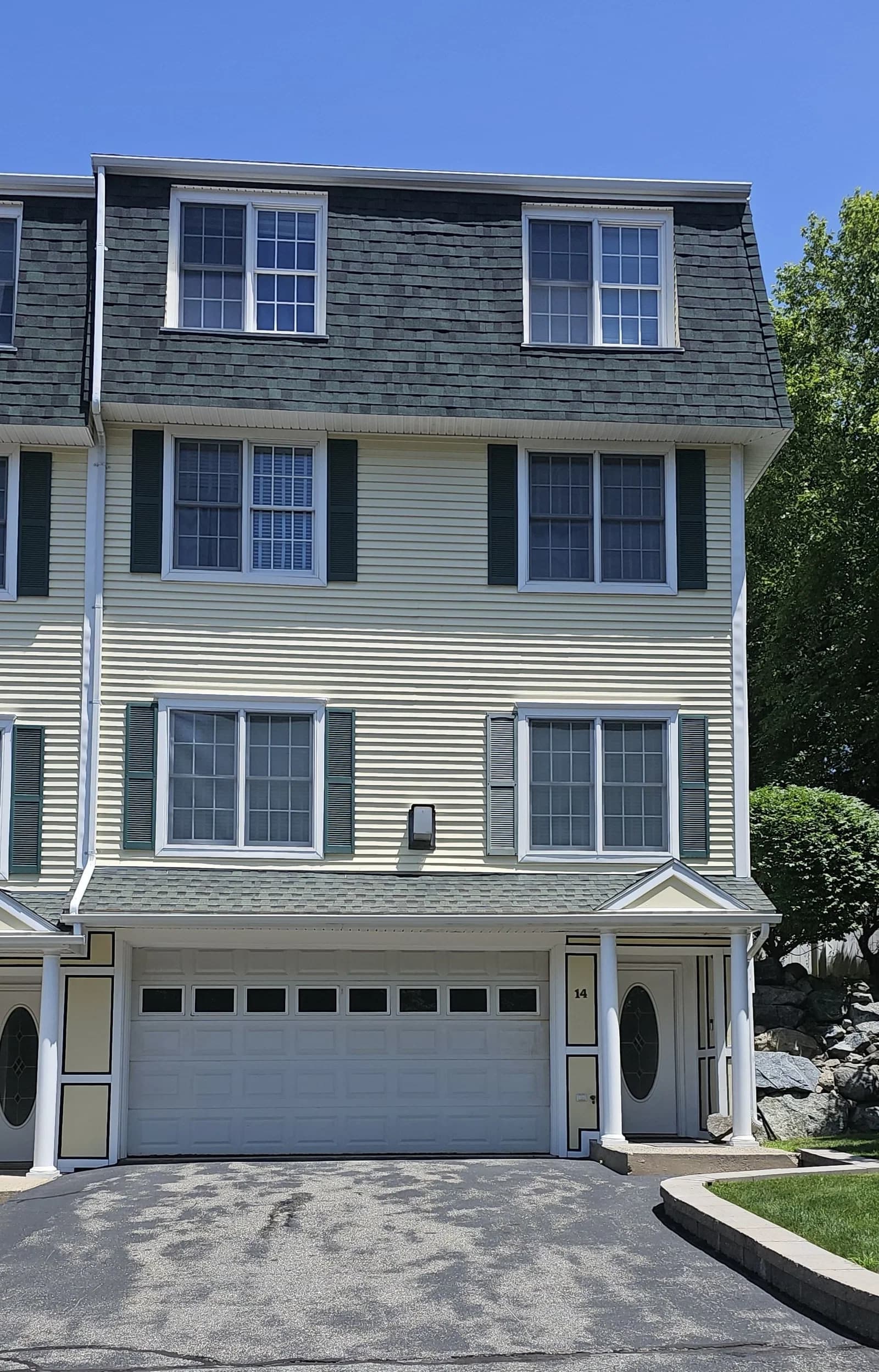 14 Dansereau Place