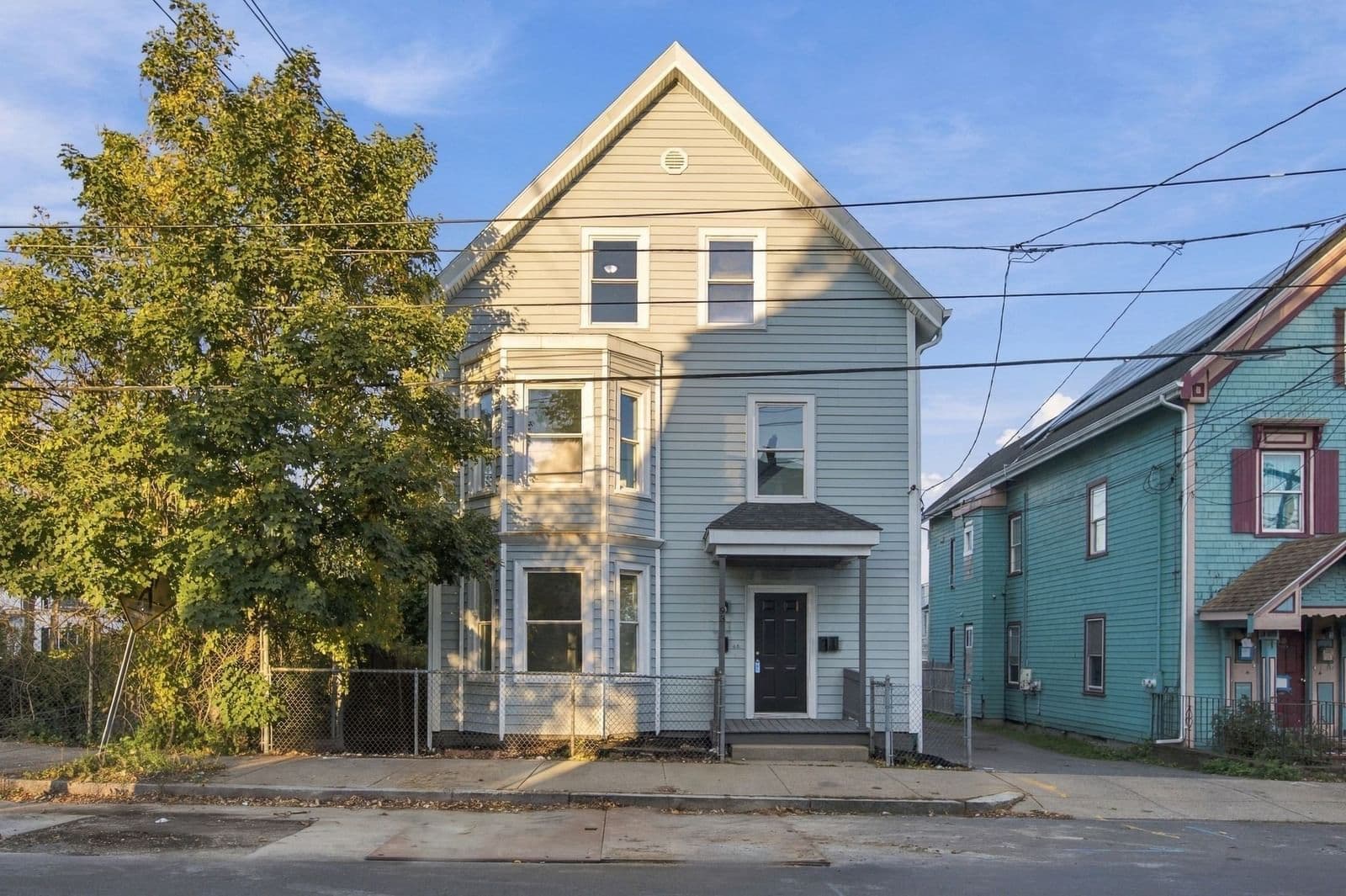 93 Chestnut St